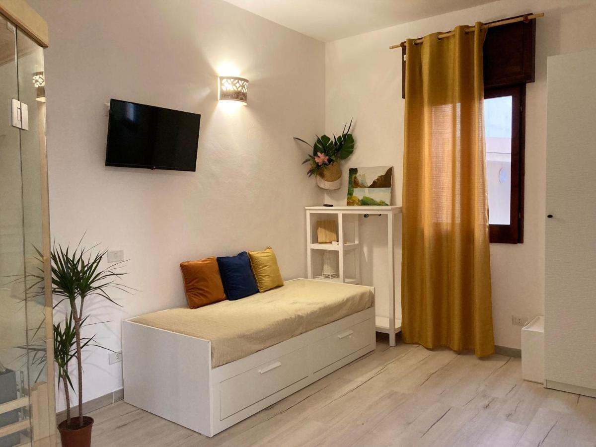 Noemi Holiday House Agnone Bagni Exterior foto