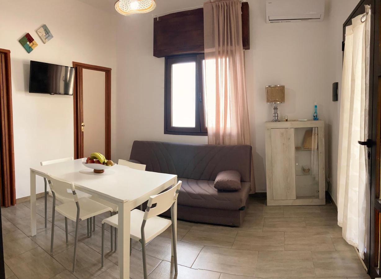 Noemi Holiday House Agnone Bagni Exterior foto