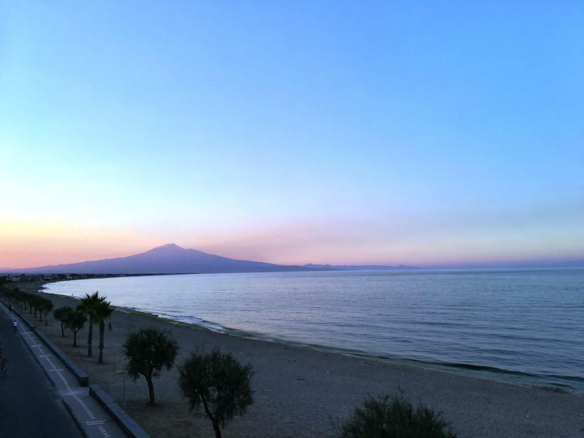 Noemi Holiday House Agnone Bagni Exterior foto